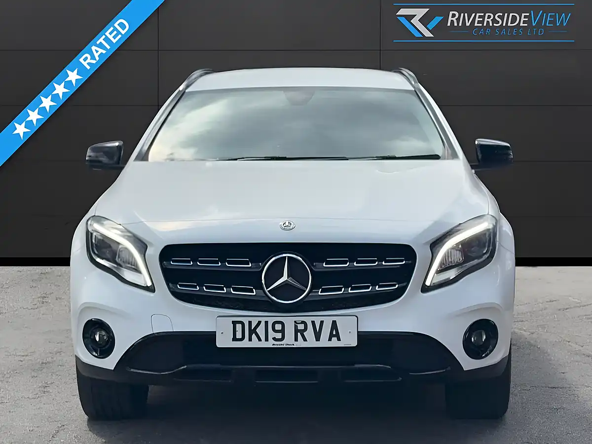 Used 2019 Mercedes-Benz Gla Urban Edition White - Interior and Exterior details 3