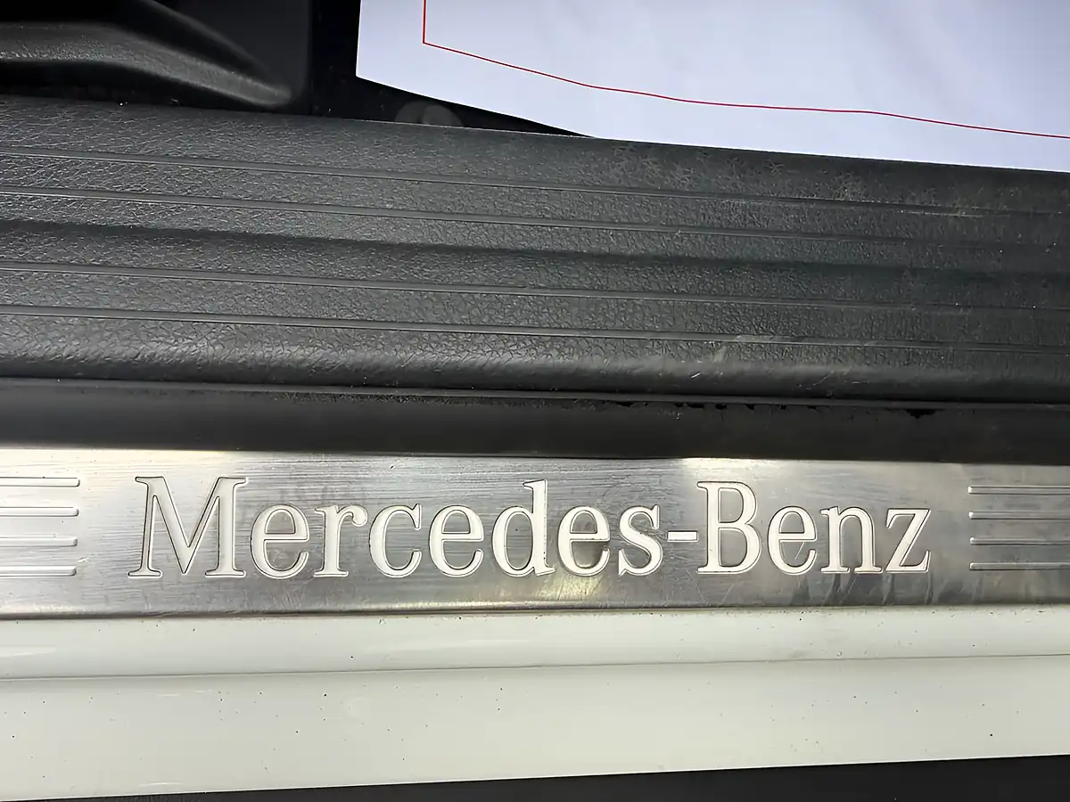 Used 2019 Mercedes-Benz Gla Urban Edition White - Interior and Exterior details 9