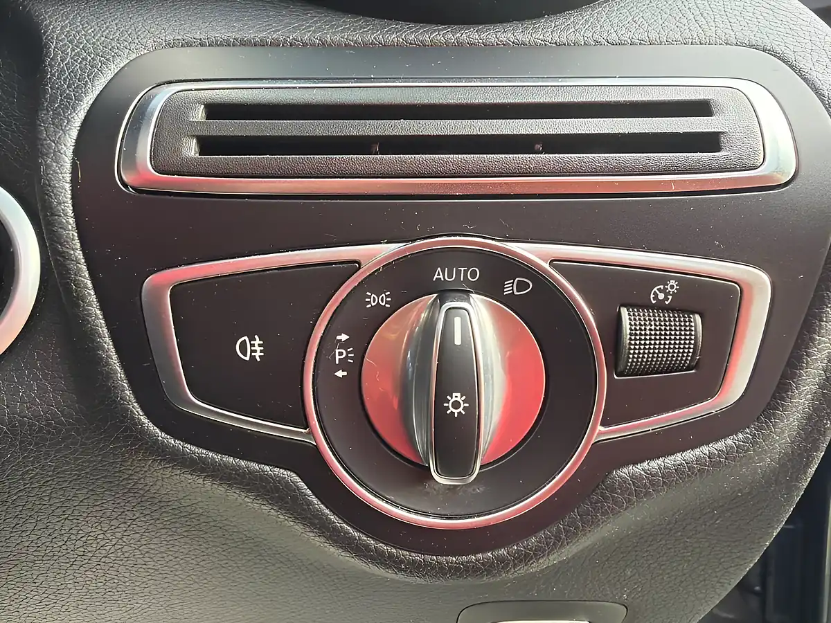 Used 2019 Mercedes-Benz Glc AMG Line Grey - Interior and Exterior details 14