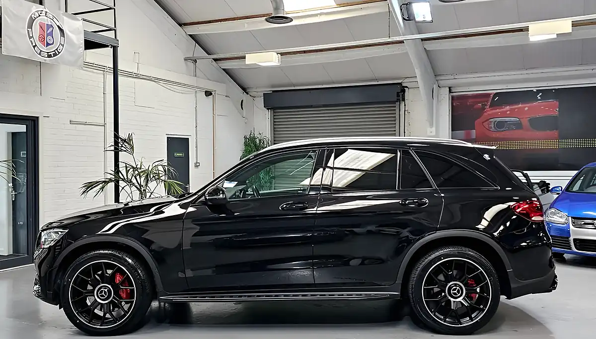 Used 2019 Mercedes-Benz Glc AMG Line Obsidian Black - Interior and Exterior details 6