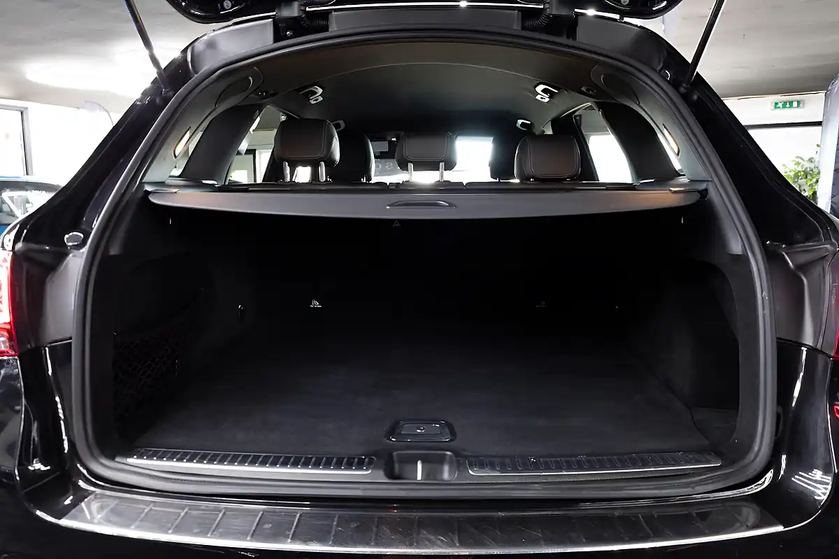 Used 2019 Mercedes-Benz Glc AMG Line (premium) Black - Interior and Exterior details 19