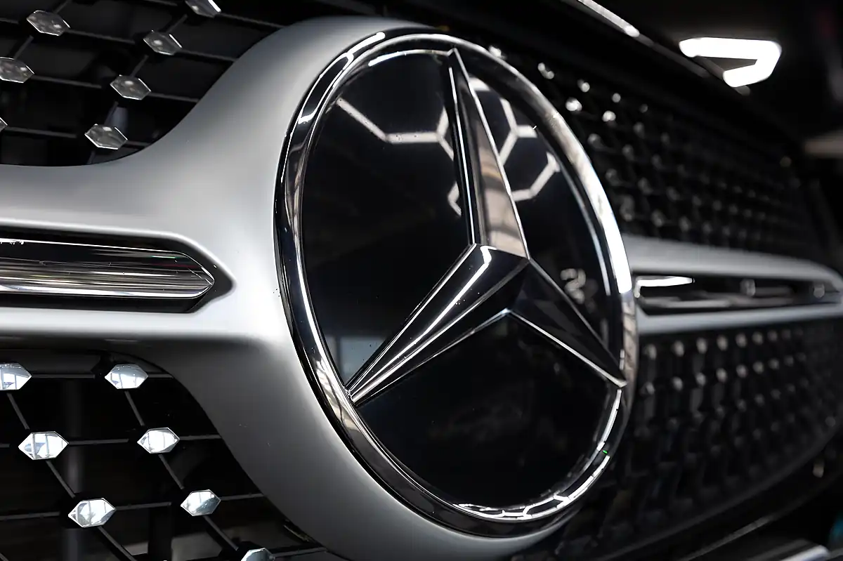 Used 2019 Mercedes-Benz Glc AMG Line (premium) Black - Interior and Exterior details 9