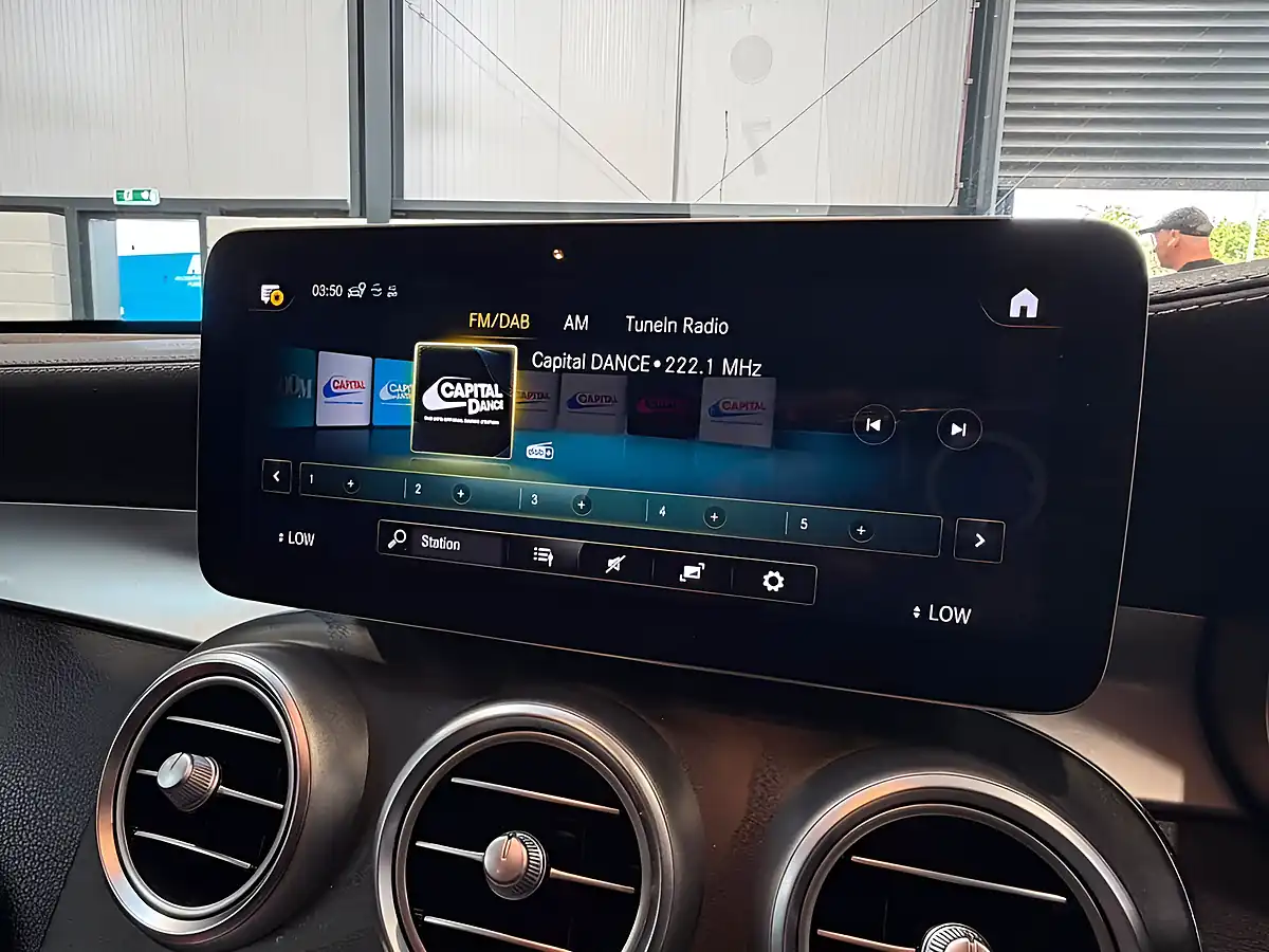 Used 2019 Mercedes-Benz Glc AMG Line (premium) Coupe White - Interior and Exterior details 20
