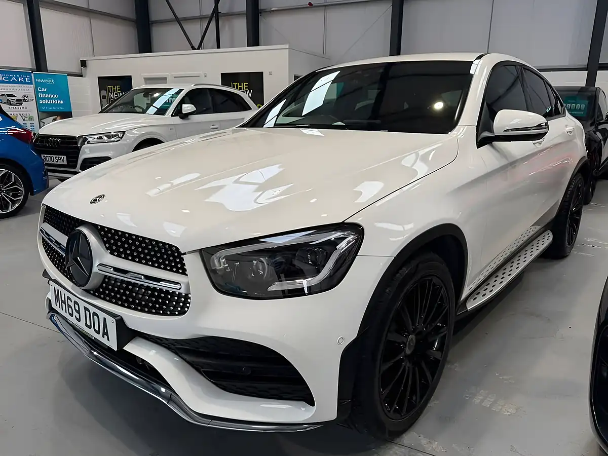 Used 2019 Mercedes-Benz Glc AMG Line (premium) Coupe White - Interior and Exterior details 4