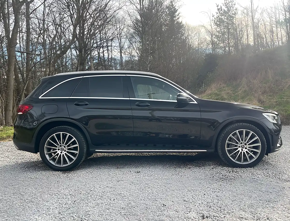 Used 2019 Mercedes-Benz Glc AMG Line Premium Obsidian Black - Interior and Exterior details 2