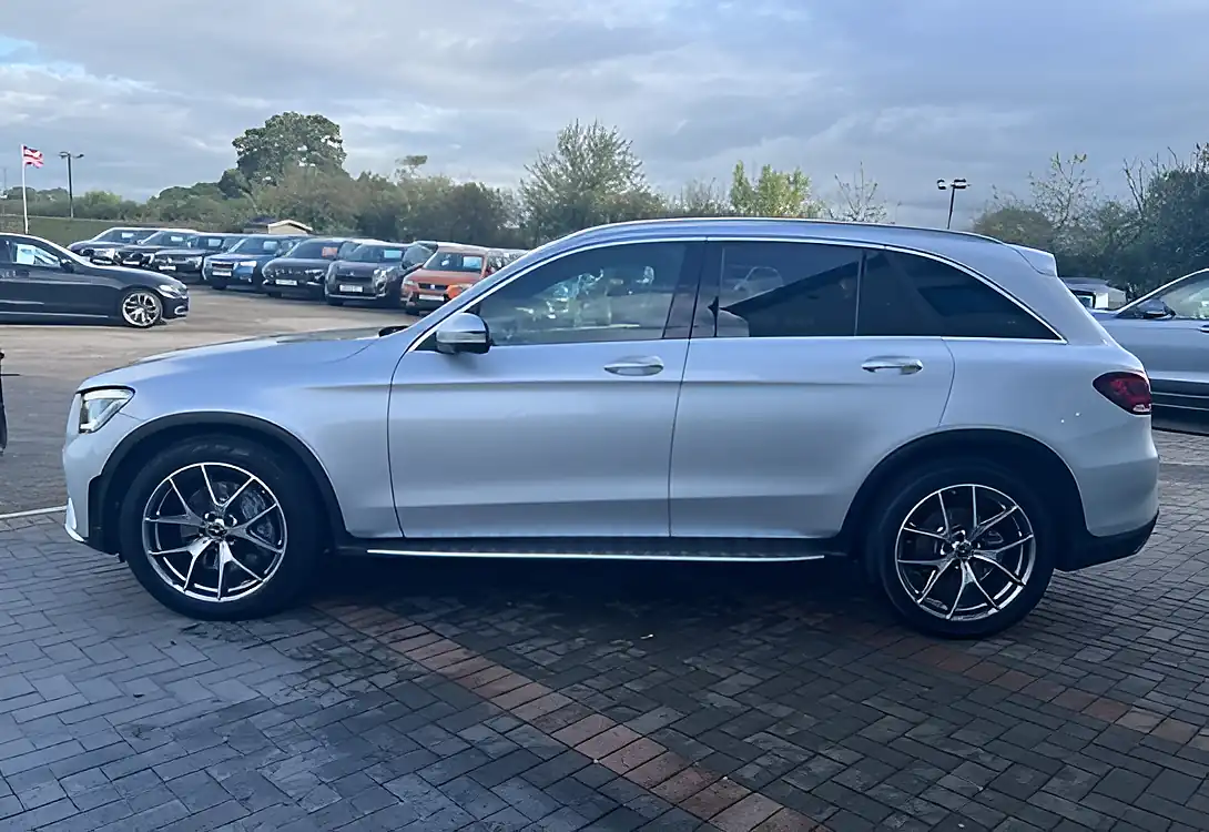 Used 2019 Mercedes-Benz Glc AMG Line Premium Plus Iridium Silver - Interior and Exterior details 10
