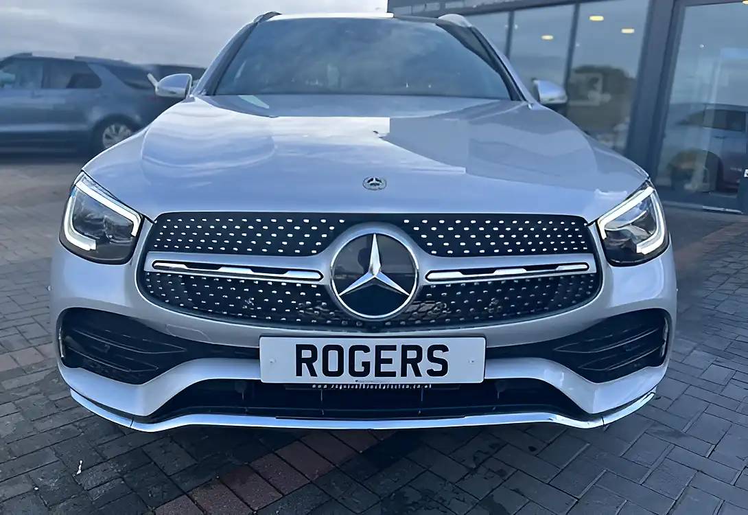 Used 2019 Mercedes-Benz Glc AMG Line Premium Plus Iridium Silver - Interior and Exterior details 3
