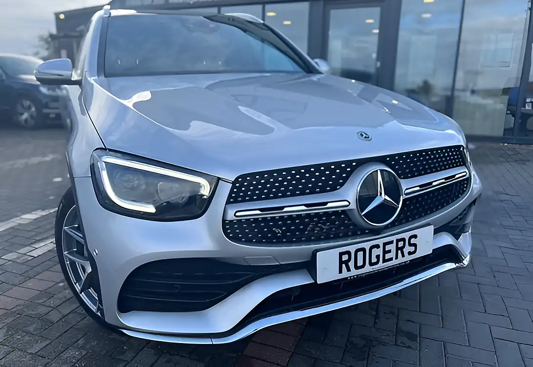 Used 2019 Mercedes-Benz Glc AMG Line Premium Plus Iridium Silver - Interior and Exterior details 4