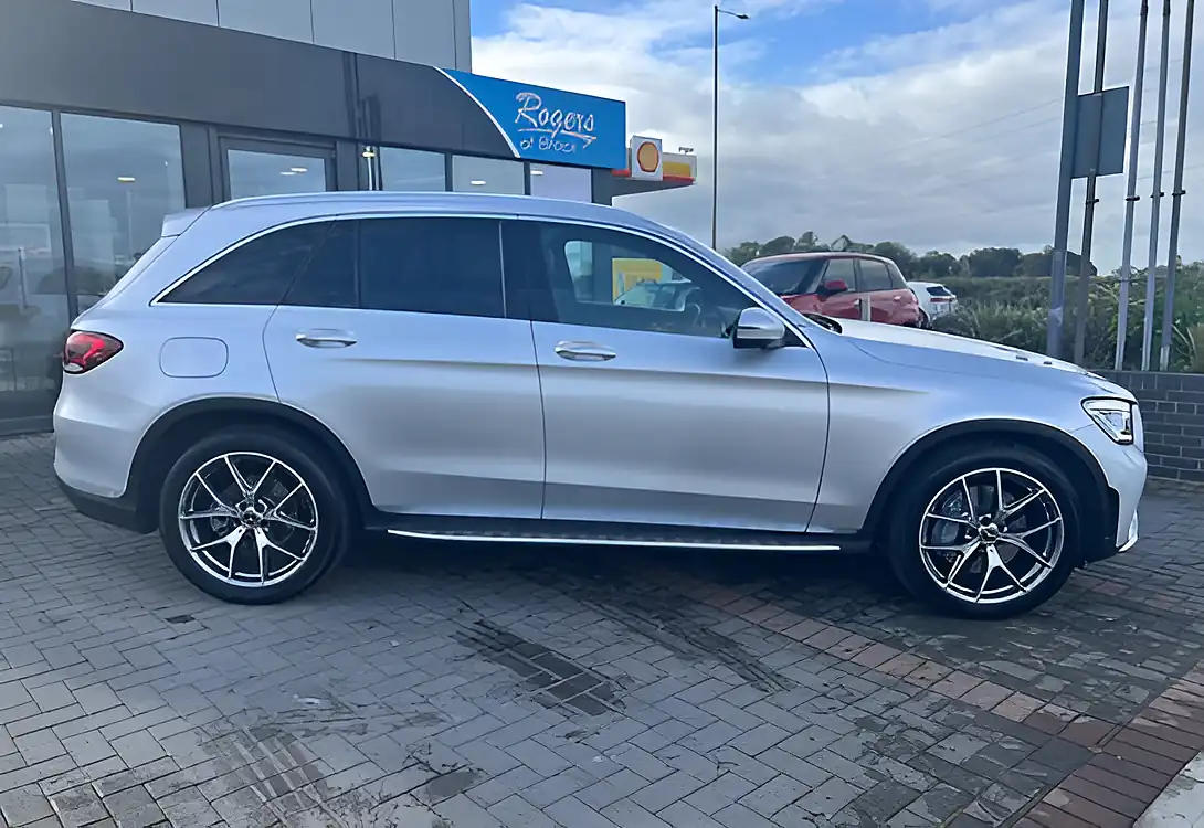 Used 2019 Mercedes-Benz Glc AMG Line Premium Plus Iridium Silver - Interior and Exterior details 7