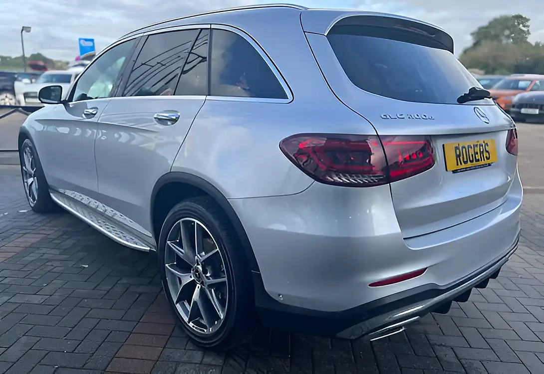 Used 2019 Mercedes-Benz Glc AMG Line Premium Plus Iridium Silver - Interior and Exterior details 9