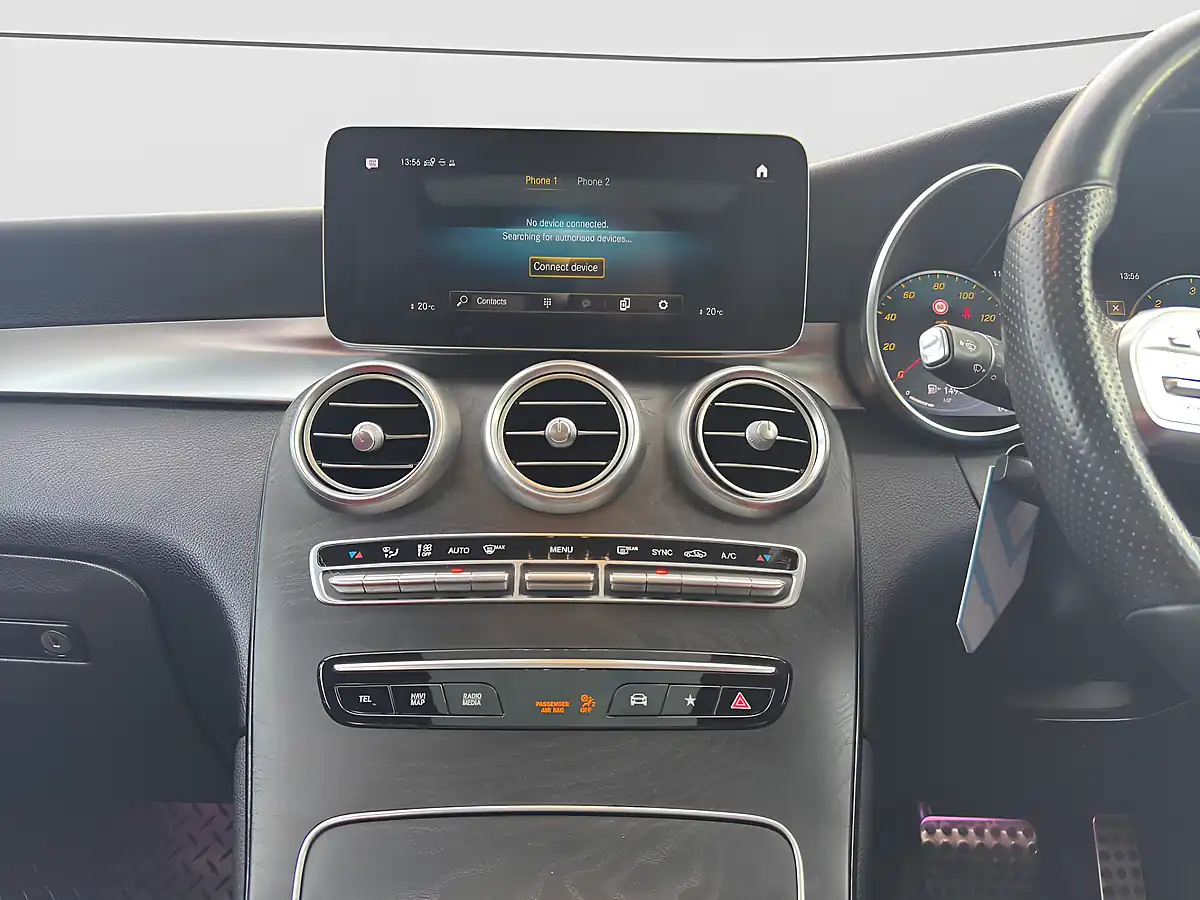 Used 2019 Mercedes-Benz Glc AMG Line Premium Plus White - Interior and Exterior details 20