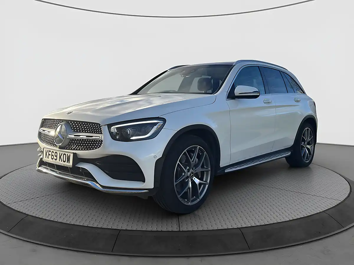 Used 2019 Mercedes-Benz Glc AMG Line Premium Plus White - Interior and Exterior details 6