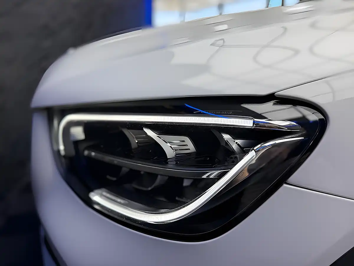 Used 2019 Mercedes-Benz Glc AMG Line White - Interior and Exterior details 10