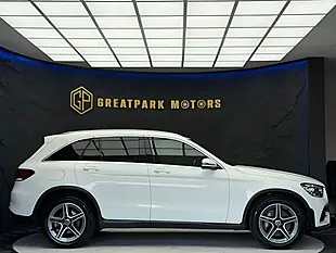 Used 2019 Mercedes-Benz Glc AMG Line White - Interior and Exterior details 4