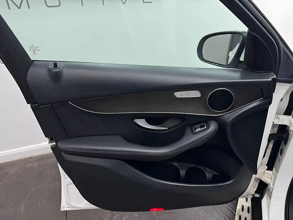 Used 2019 Mercedes-Benz Glc AMG Line White - Interior and Exterior details 15
