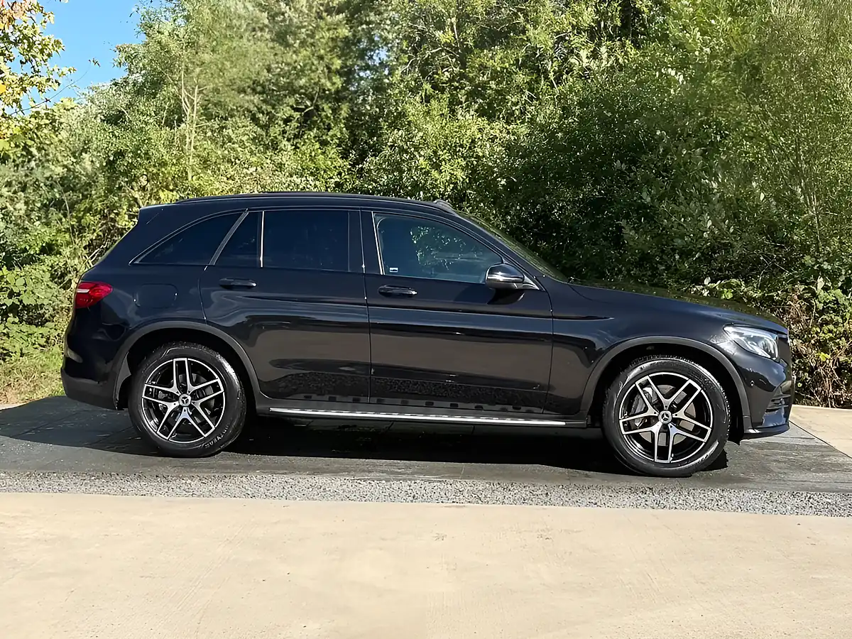 Used 2019 Mercedes-Benz Glc AMG Night Edition Black - Interior and Exterior details 13