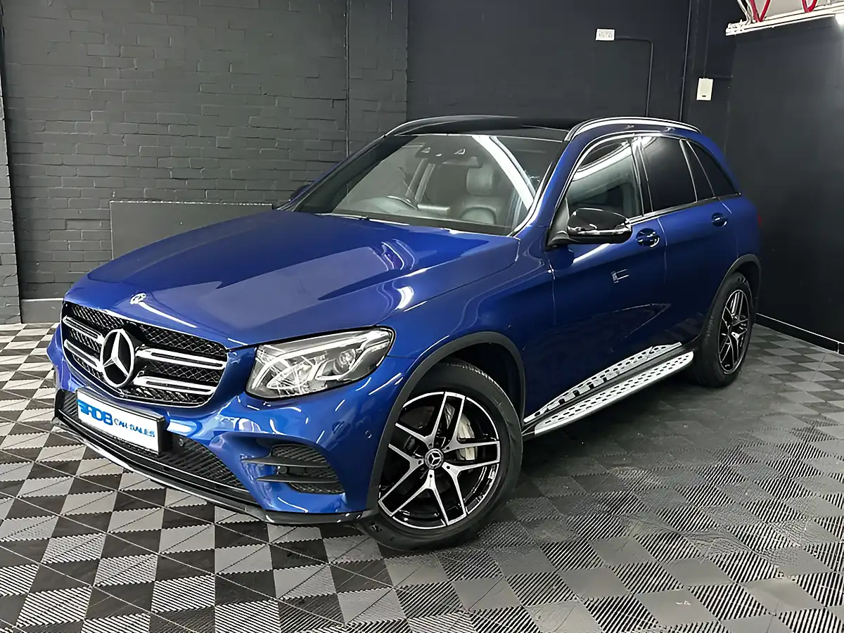 Used 2019 Mercedes-Benz Glc AMG Night Edition Blue - Front View