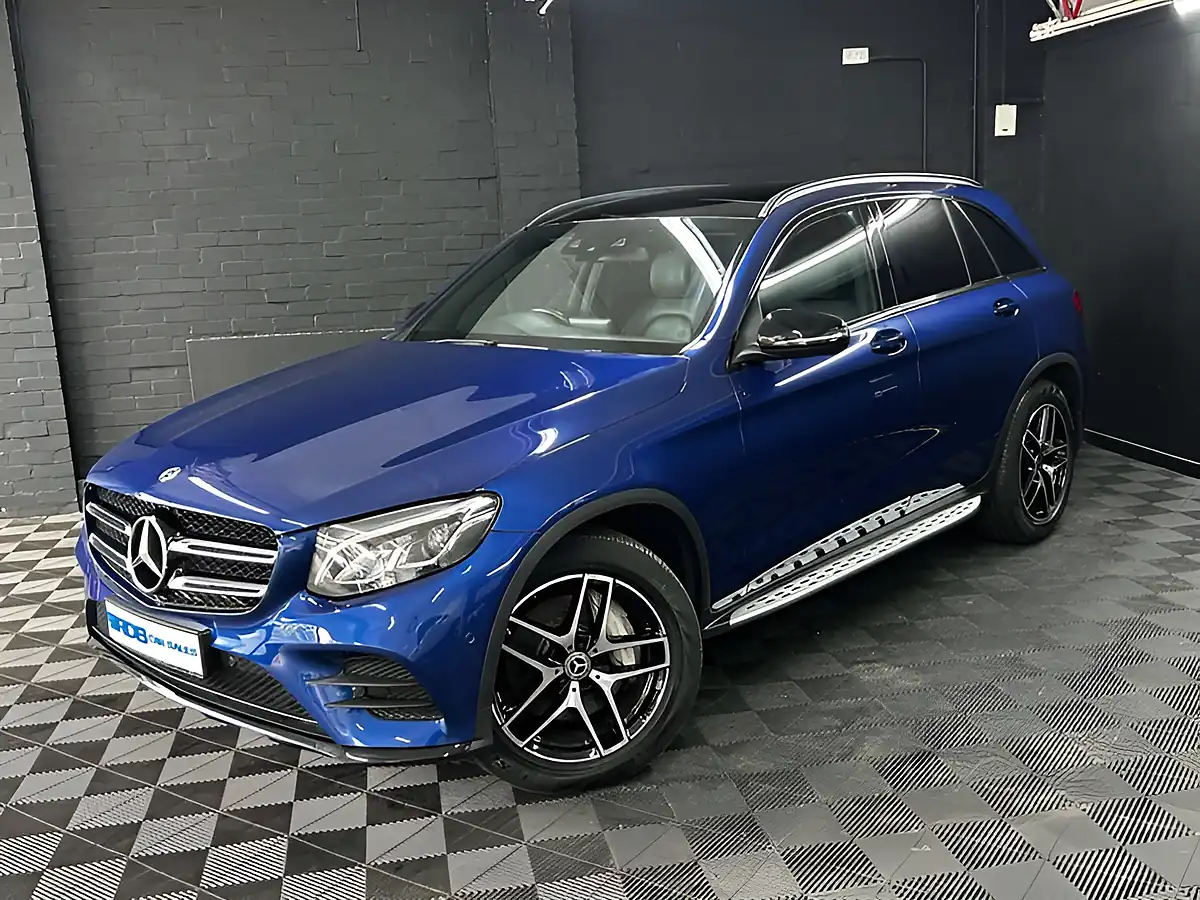 Used 2019 Mercedes-Benz Glc AMG Night Edition Blue - Interior and Exterior details 3