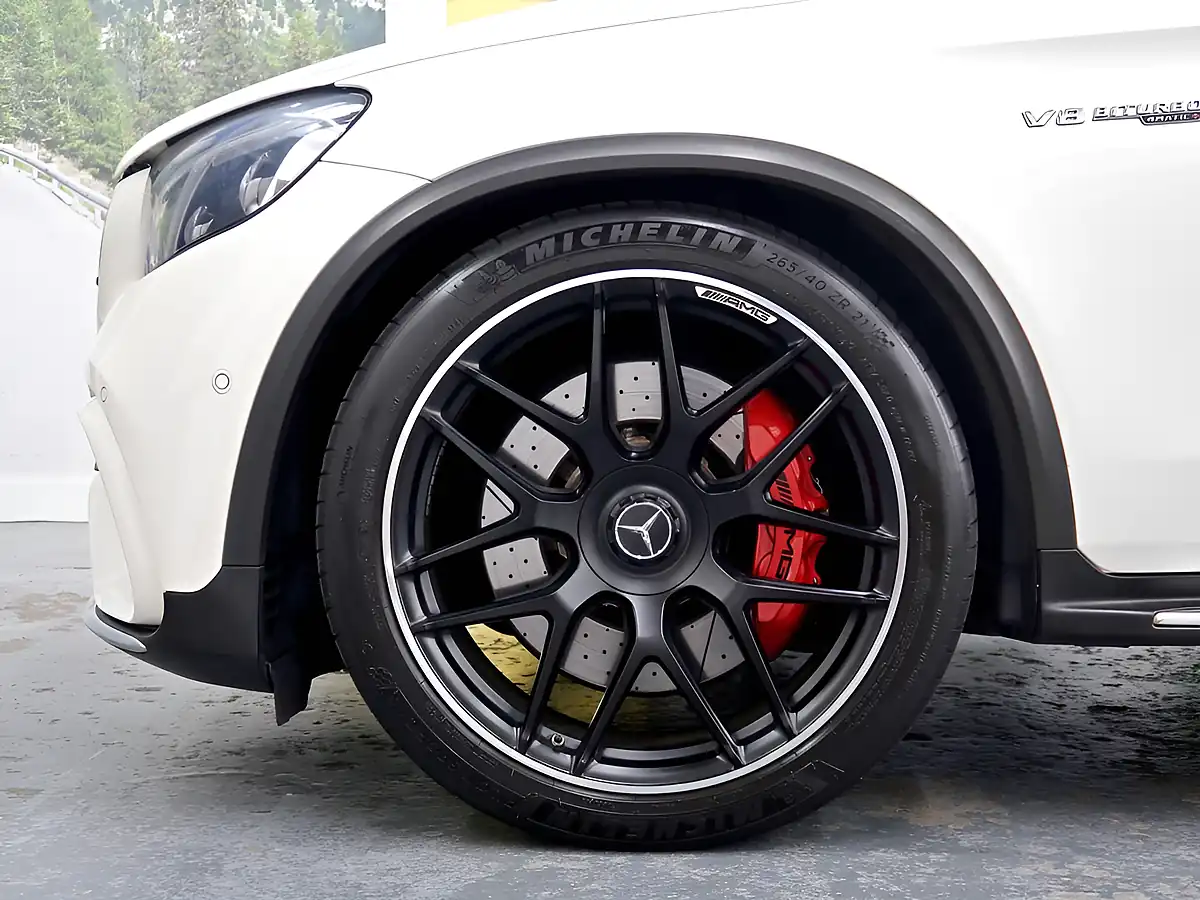 Used 2019 Mercedes-Benz Glc AMG S Coupe White - Interior and Exterior details 16