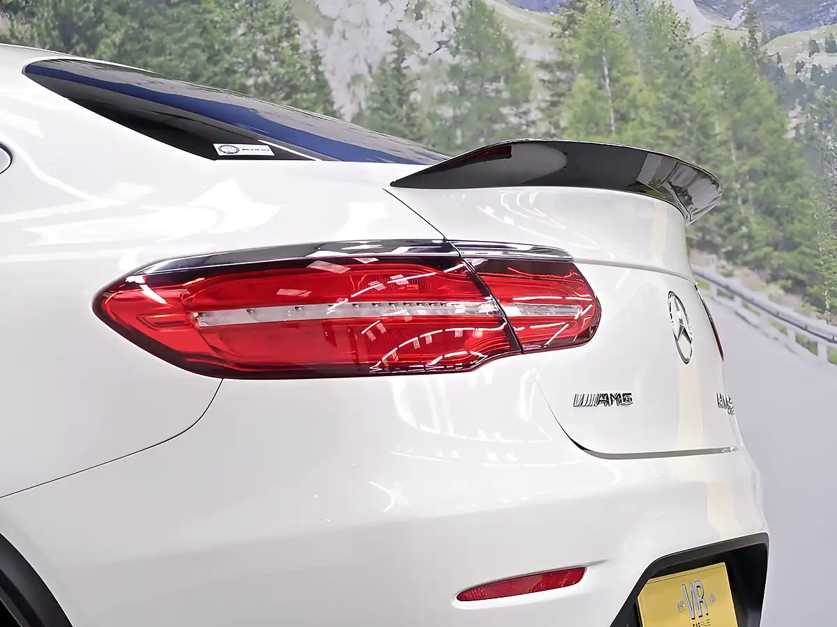 Used 2019 Mercedes-Benz Glc AMG S Coupe White - Interior and Exterior details 19