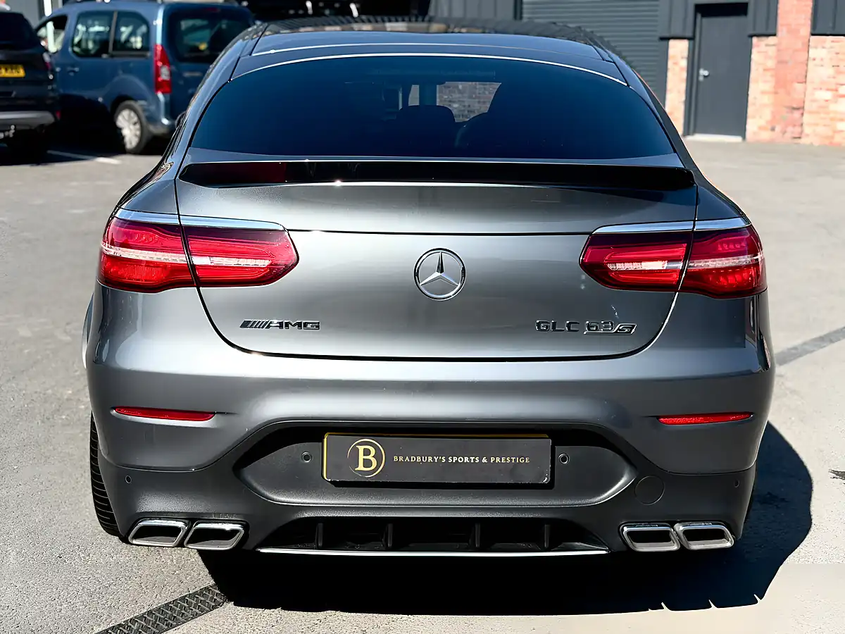 Used 2019 Mercedes-Benz Glc AMG S Premium Grey - Interior and Exterior details 13