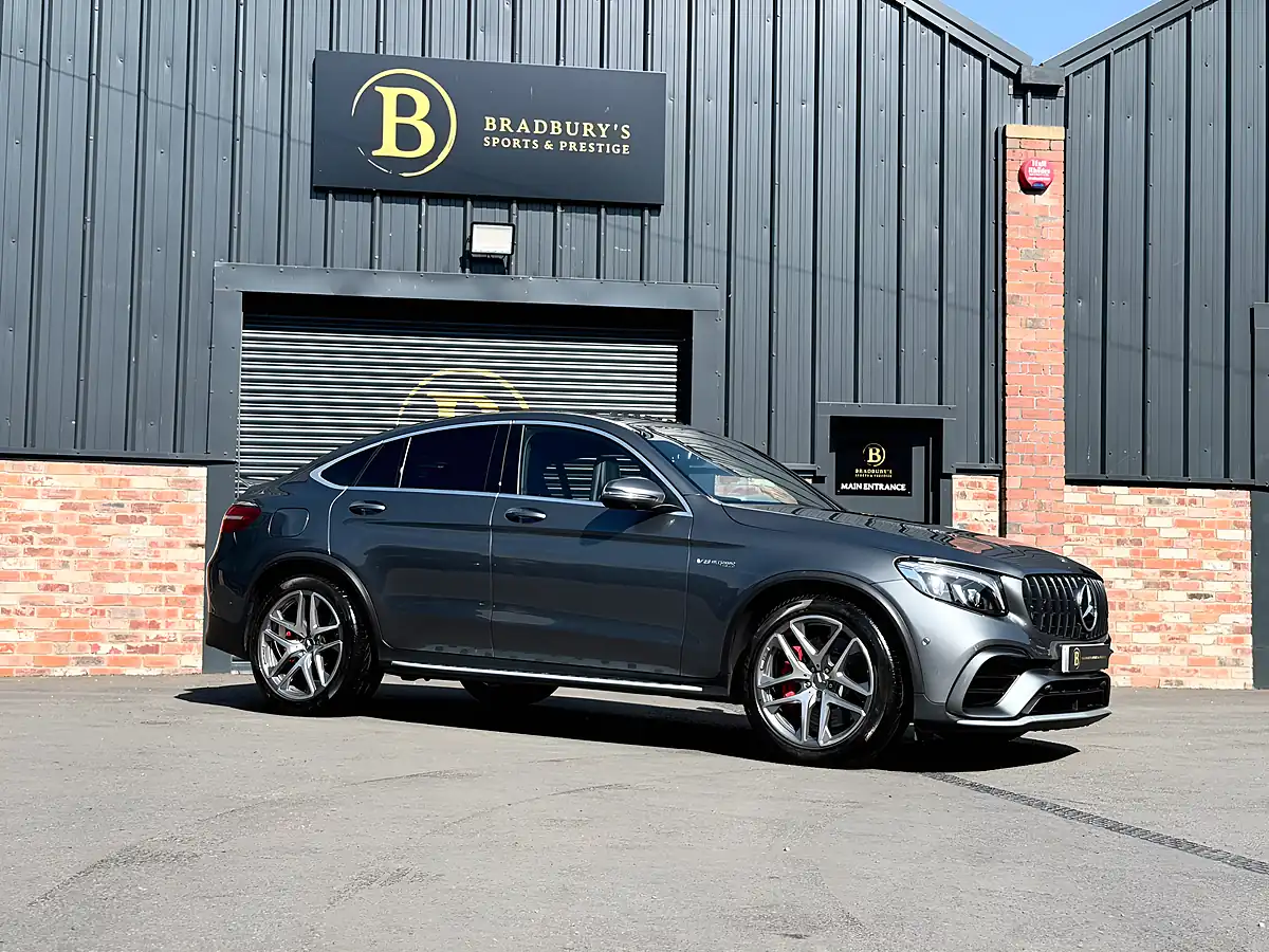 Used 2019 Mercedes-Benz Glc AMG S Premium Grey - Interior and Exterior details 18