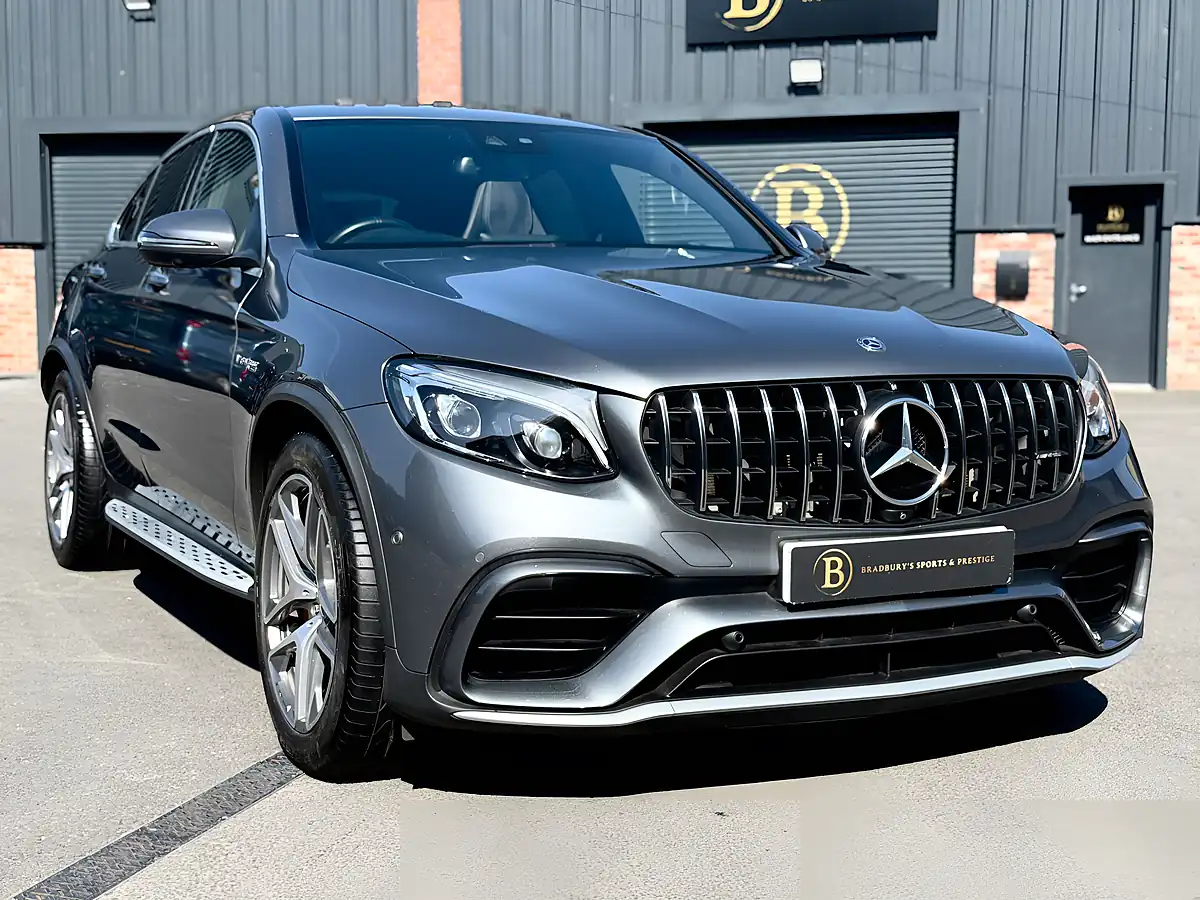Used 2019 Mercedes-Benz Glc AMG S Premium Grey - Interior and Exterior details 8