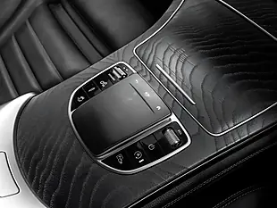 Used 2019 Mercedes-Benz Glc Premium Plus Hyacinth Red - Interior and Exterior details 15