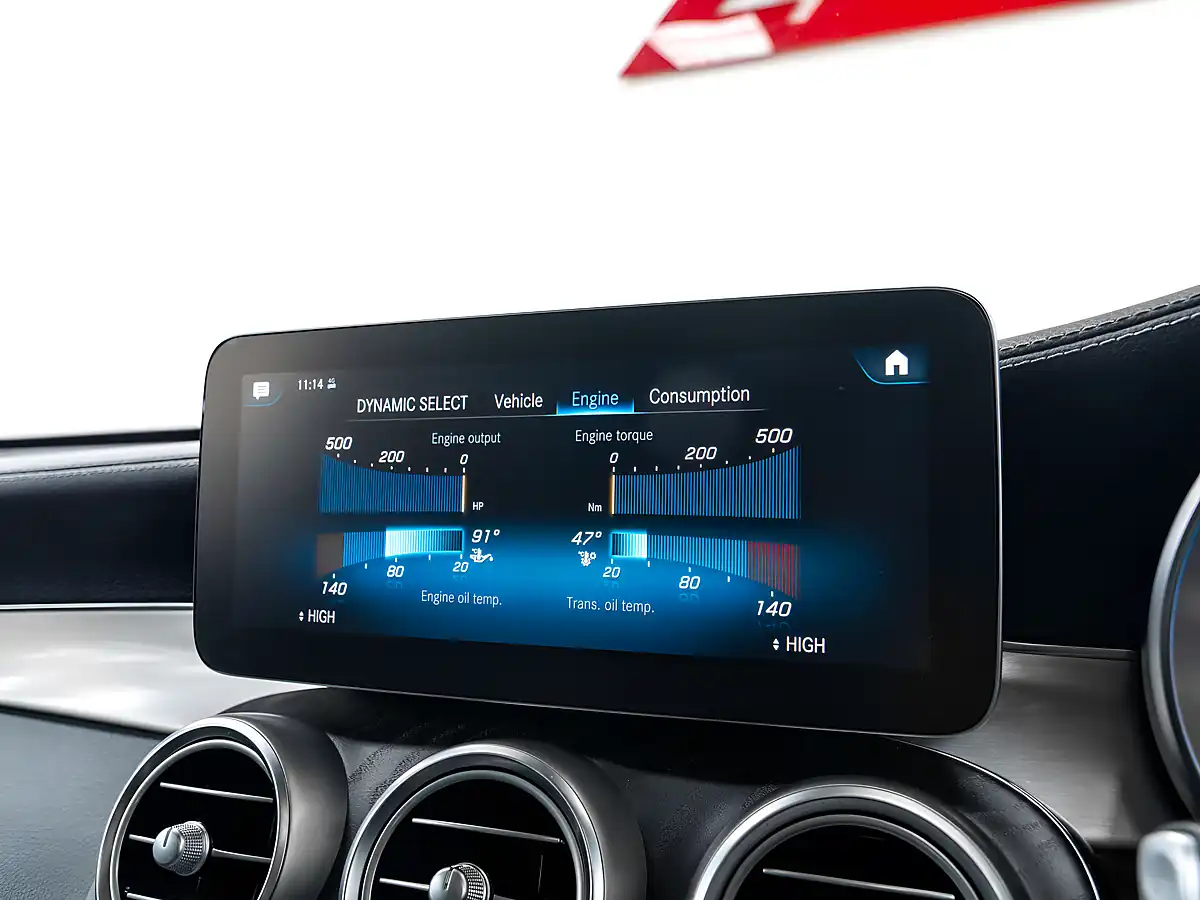 Used 2019 Mercedes-Benz Glc Premium Plus Hyacinth Red - Interior and Exterior details 17