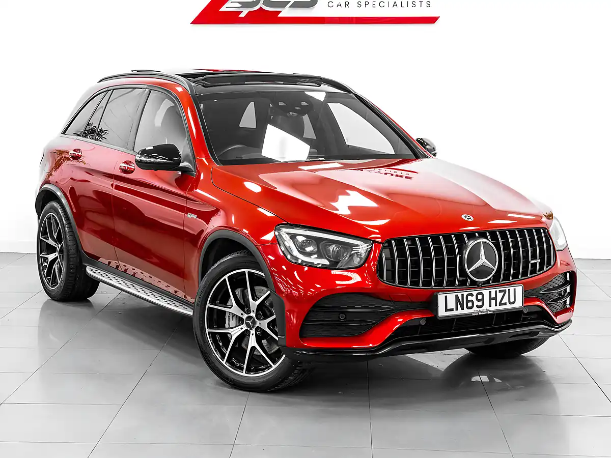 Used 2019 Mercedes-Benz Glc Premium Plus Hyacinth Red - Interior and Exterior details 7