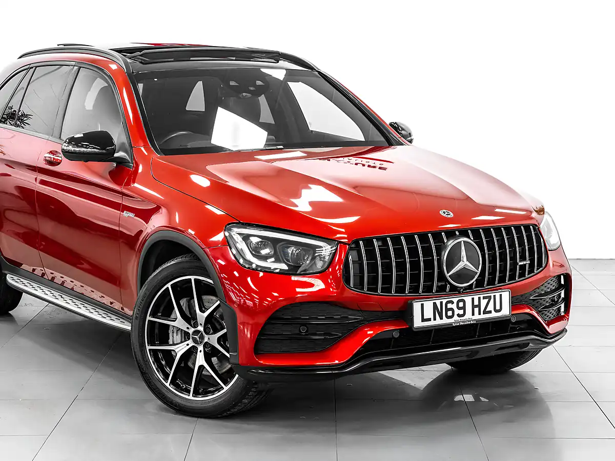 Used 2019 Mercedes-Benz Glc Premium Plus Hyacinth Red - Interior and Exterior details 9