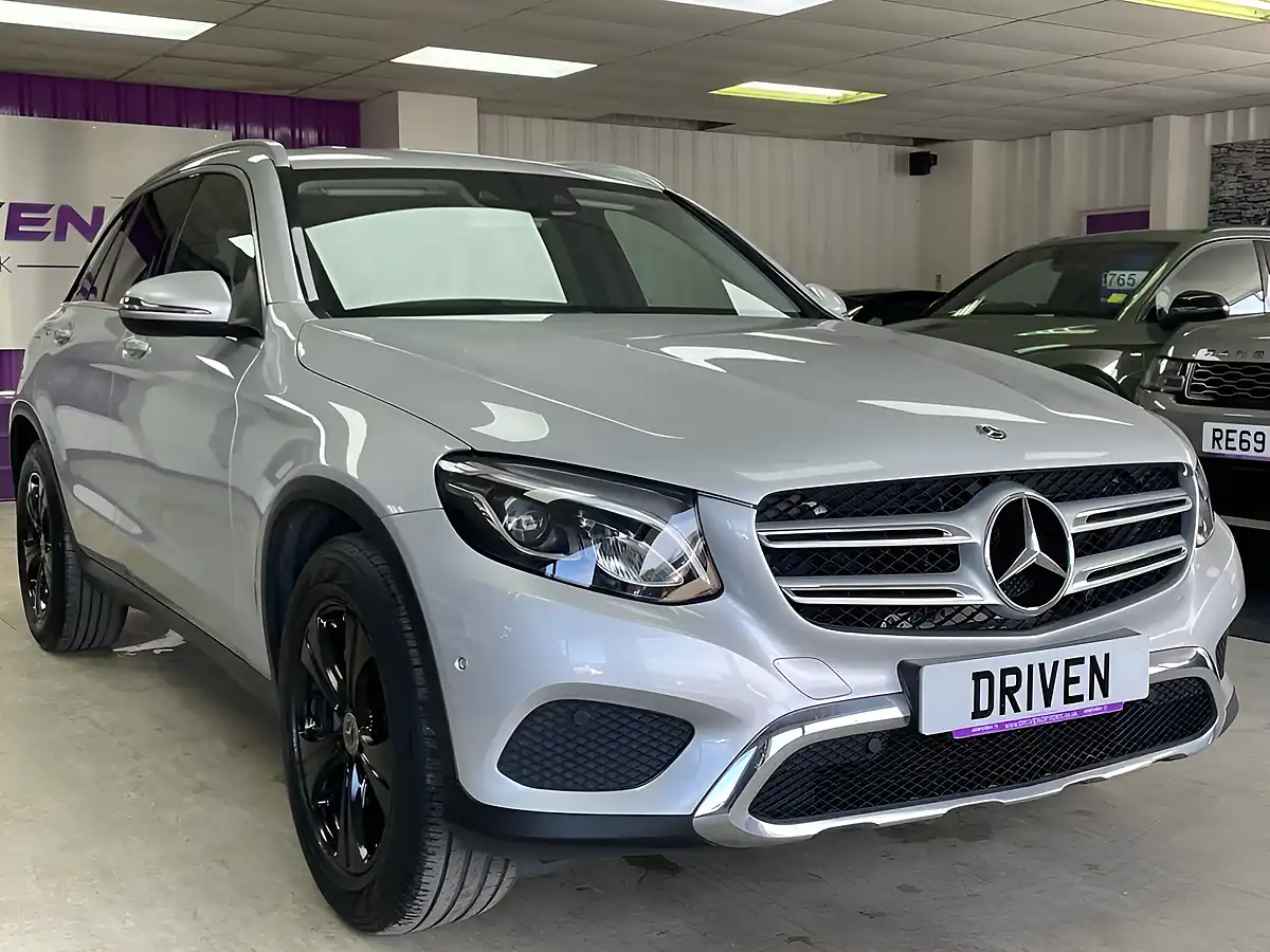 Used 2019 Mercedes-Benz Glc Sport Iridium Silver - Interior and Exterior details 5