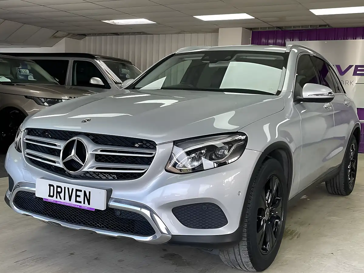 Used 2019 Mercedes-Benz Glc Sport Iridium Silver - Interior and Exterior details 7