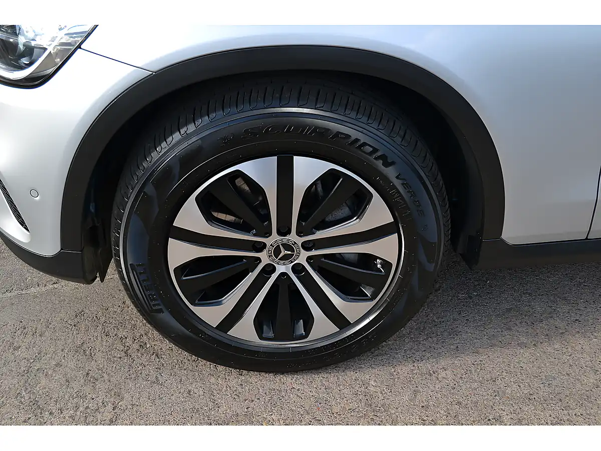 Used 2019 Mercedes-Benz Glc Sport Iridium Silver - Interior and Exterior details 9