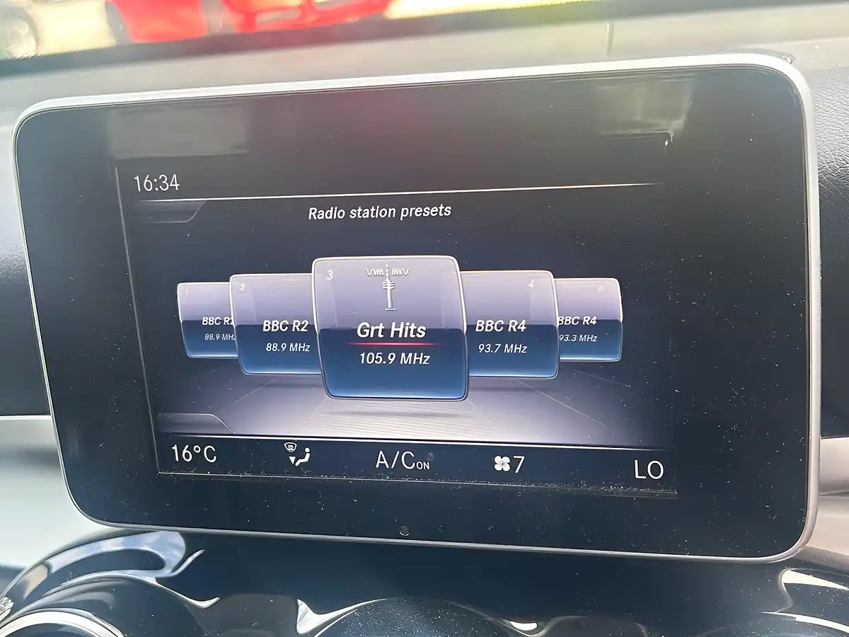 Used 2019 Mercedes-Benz Glc Urban Edition Black - Interior and Exterior details 18
