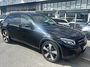 Used 2019 Mercedes-Benz Glc Urban Edition Black - Interior and Exterior details 20