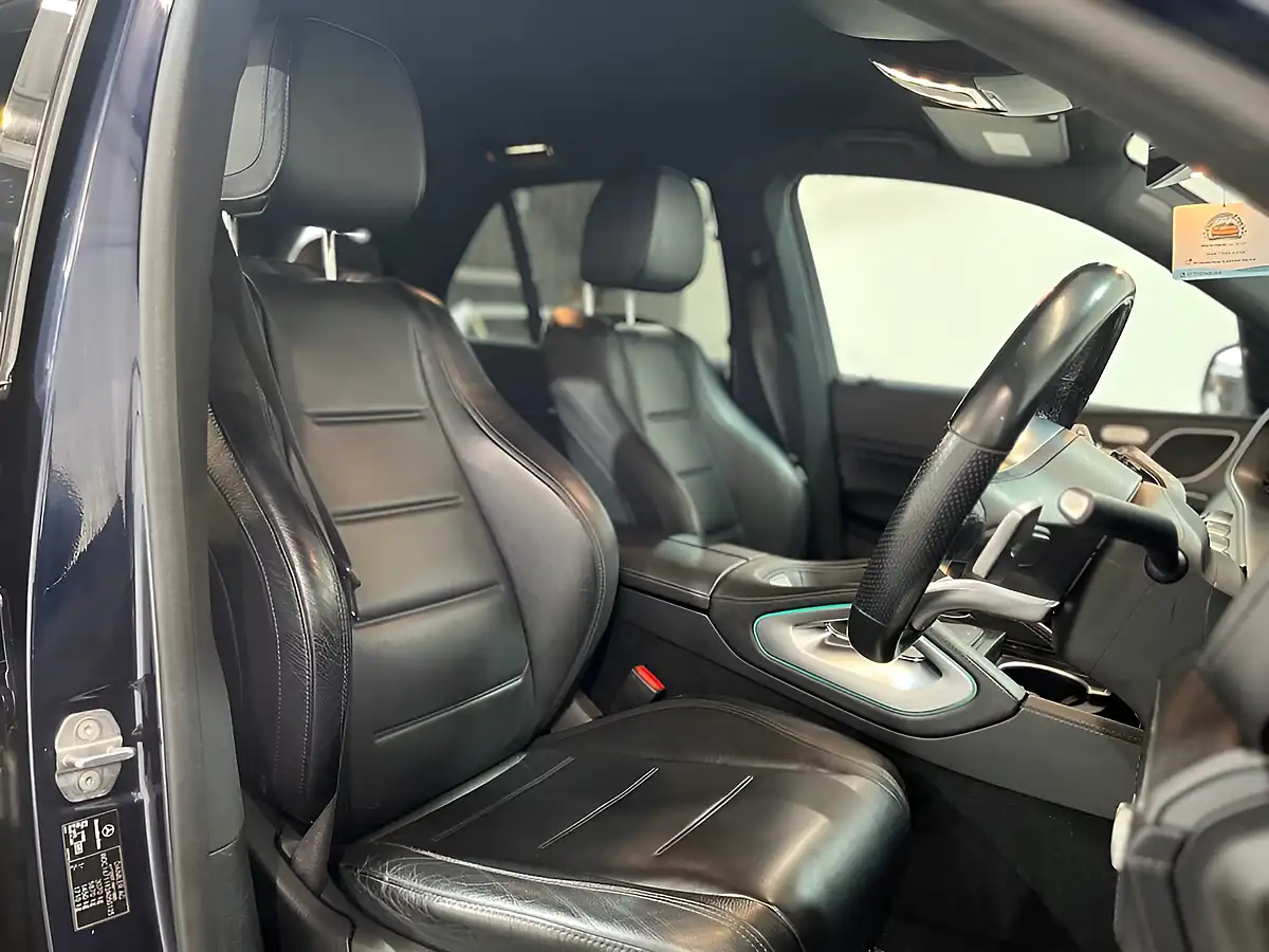Used 2019 Mercedes-Benz Gle AMG Line Blue - Interior and Exterior details 17