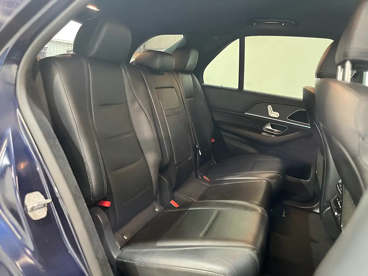 Used 2019 Mercedes-Benz Gle AMG Line Blue - Interior and Exterior details 18