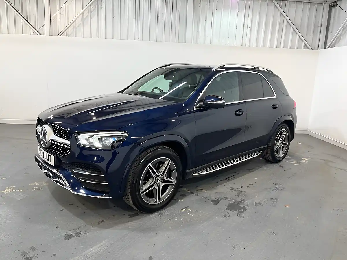 Used 2019 Mercedes-Benz Gle AMG Line Blue - Interior and Exterior details 3