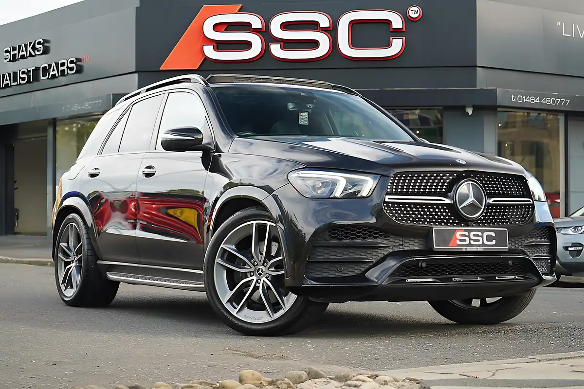 Used 2019 Mercedes-Benz Gle AMG Line Premium Plus Black - Front View