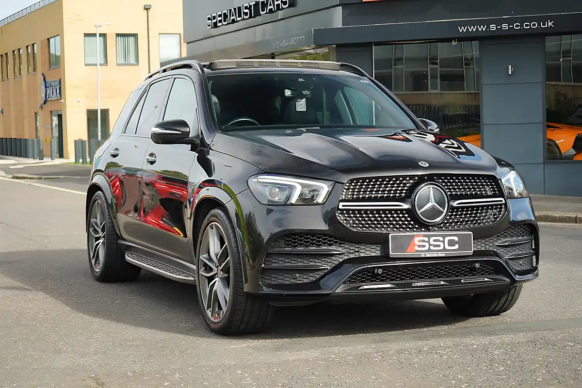 Used 2019 Mercedes-Benz Gle AMG Line Premium Plus Black - Interior and Exterior details 4
