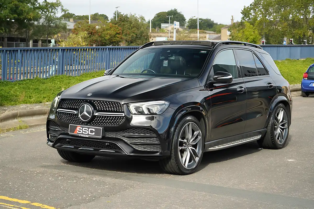 Used 2019 Mercedes-Benz Gle AMG Line Premium Plus Black - Interior and Exterior details 7