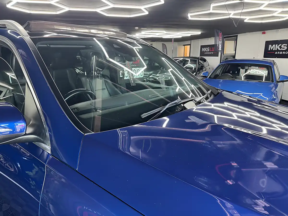 Used 2019 Mercedes-Benz Gle AMG Line (premium Plus) Blue - Interior and Exterior details 14