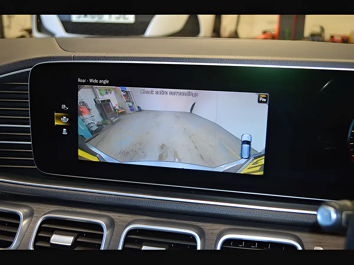 Used 2019 Mercedes-Benz Gle AMG Line Selenite Grey - Interior and Exterior details 17