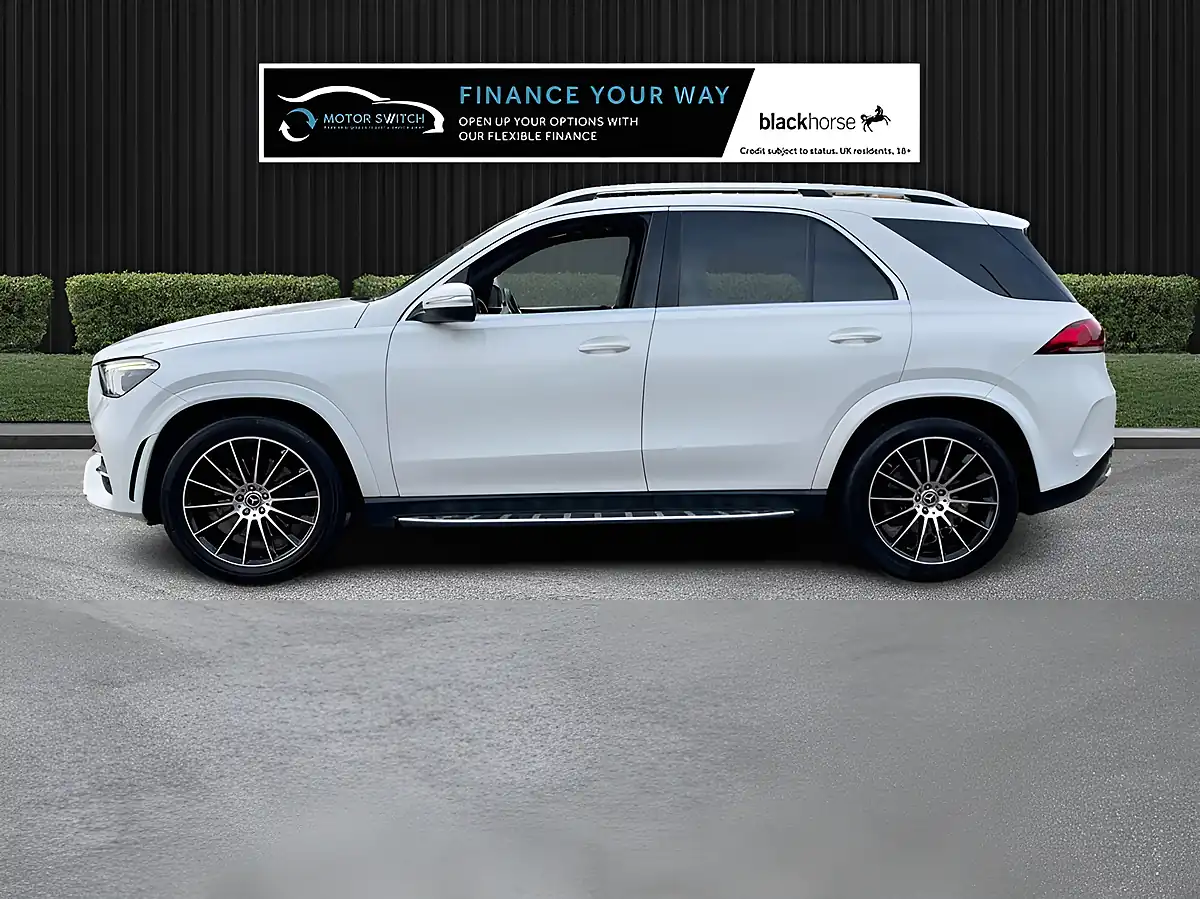 Used 2019 Mercedes-Benz Gle AMG Line White - Interior and Exterior details 10
