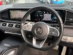 Used 2019 Mercedes-Benz Gle AMG Line White - Interior and Exterior details 11