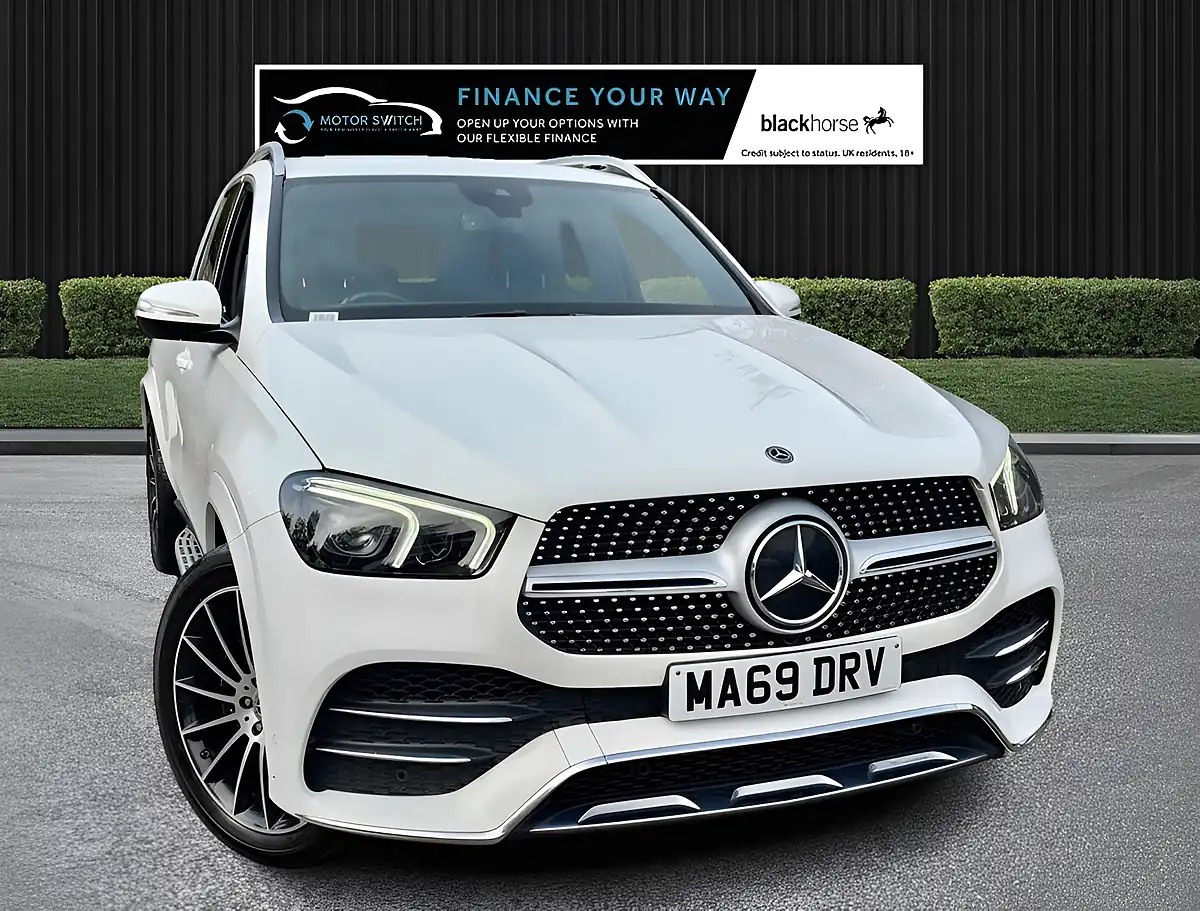 Used 2019 Mercedes-Benz Gle AMG Line White - Interior and Exterior details 5
