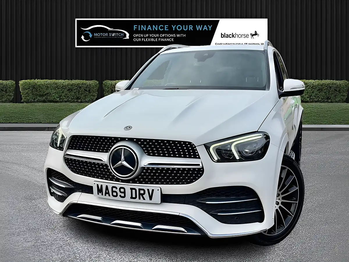 Used 2019 Mercedes-Benz Gle AMG Line White - Interior and Exterior details 6