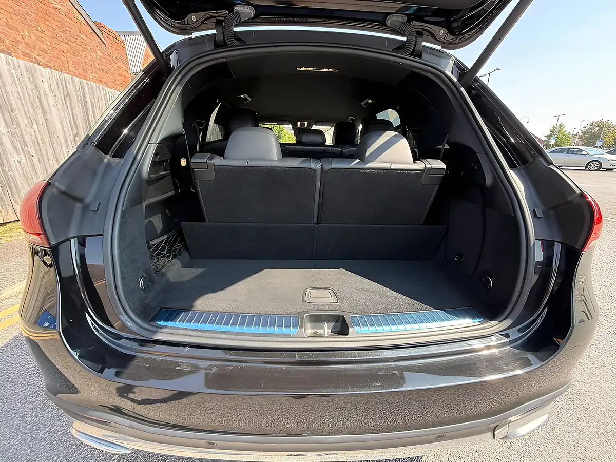 Used 2019 Mercedes-Benz Gle-Class AMG Line Premium Black - Interior and Exterior details 16