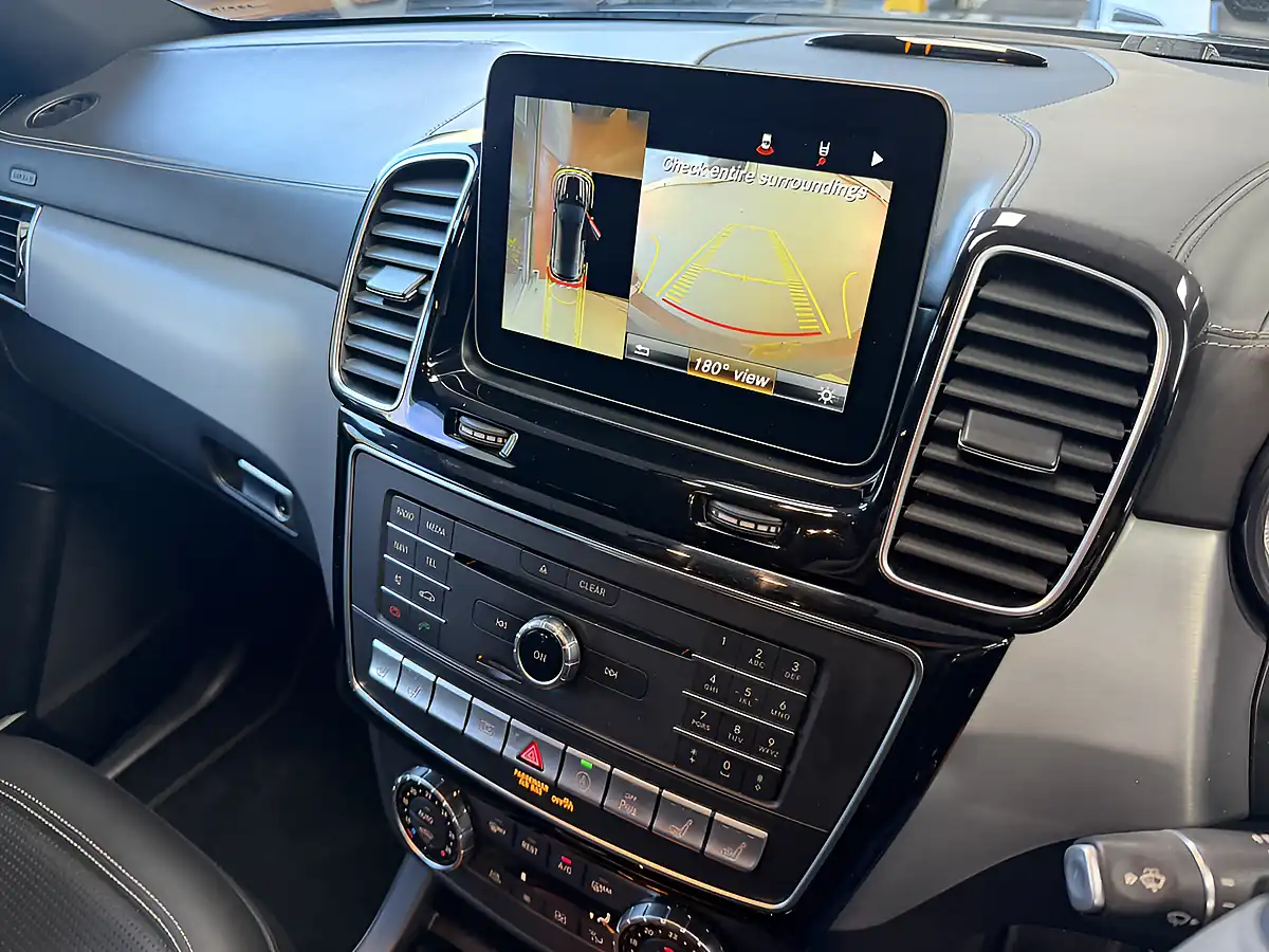 Used 2019 Mercedes-Benz Gle-Class Night Edition Black - Interior and Exterior details 14
